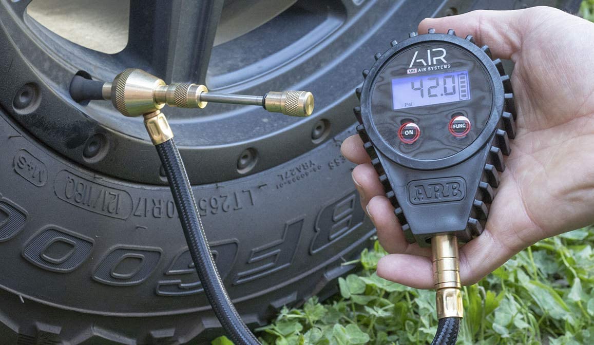 ARB Rapid Air Deflator With Digital Pressure Gauge UAE